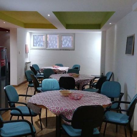 Pavia Ostello Ngoại thất bức ảnh