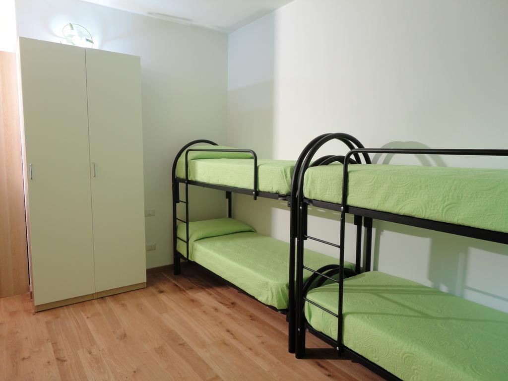 Pavia Ostello Ngoại thất bức ảnh