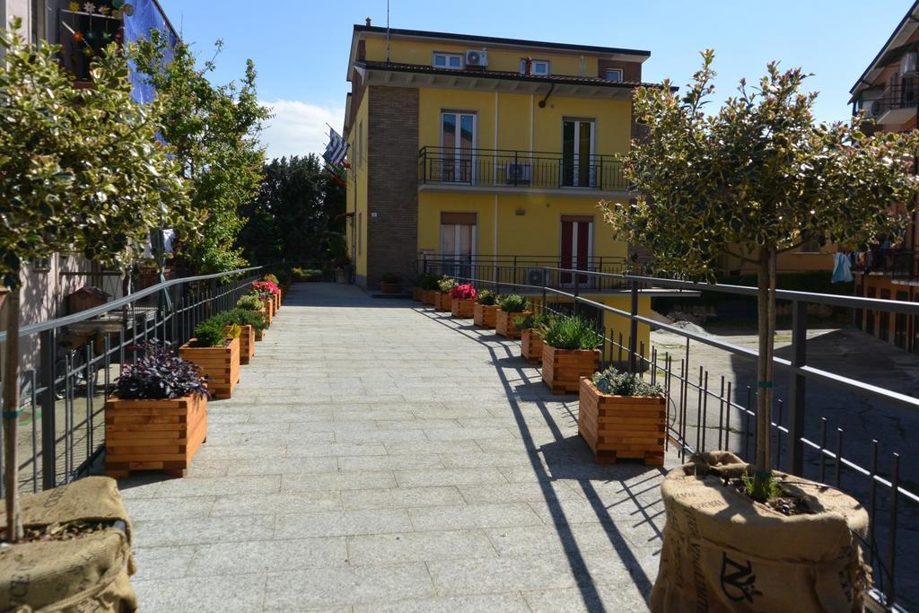 Pavia Ostello Ngoại thất bức ảnh