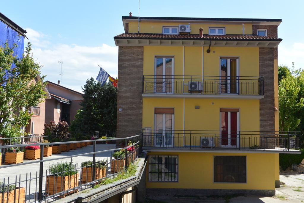 Pavia Ostello Ngoại thất bức ảnh