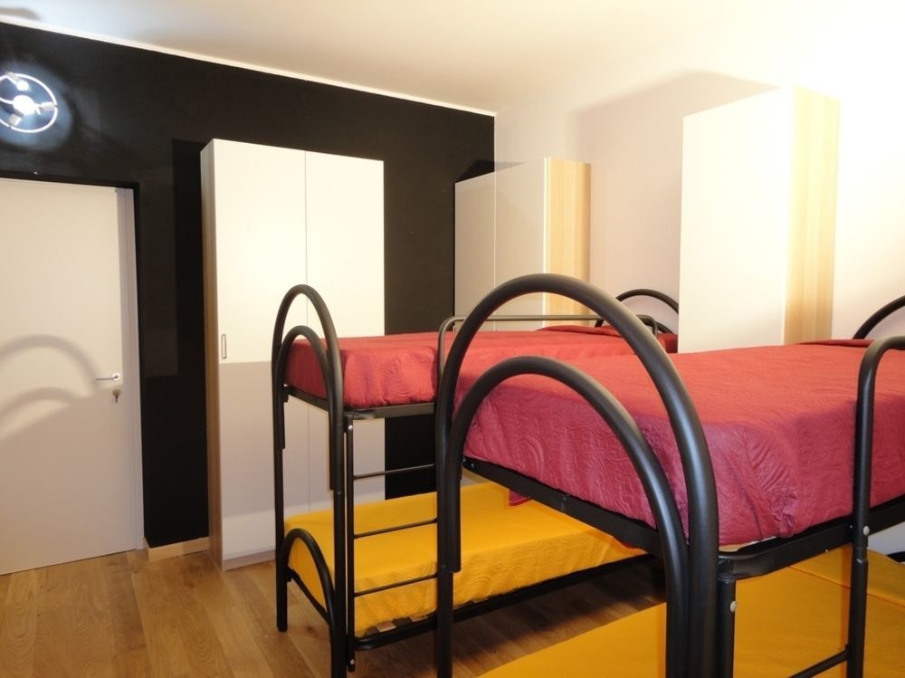 Pavia Ostello Ngoại thất bức ảnh