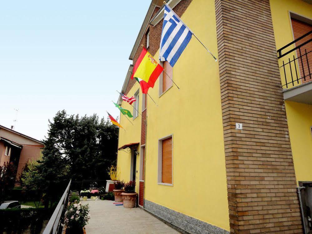 Pavia Ostello Ngoại thất bức ảnh
